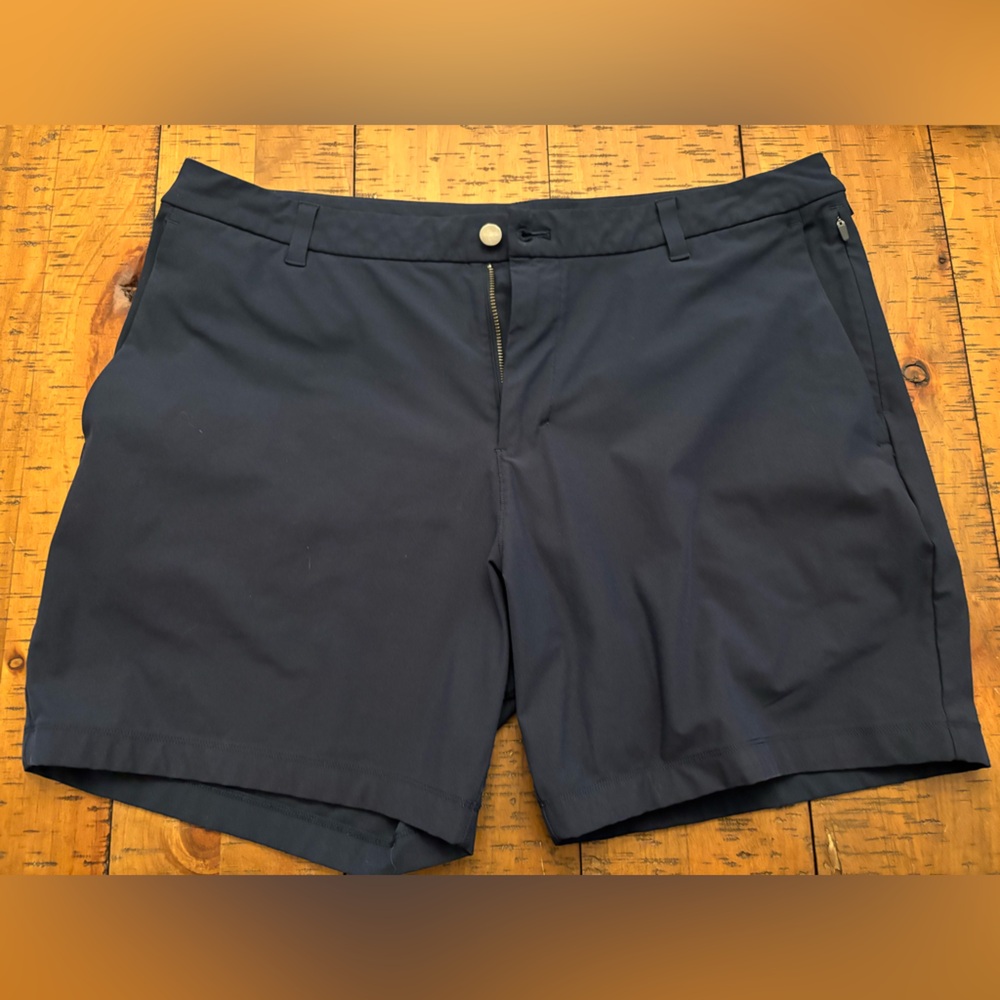 Lululemon ABC Classic Fit Shorts, Navy, 38” w 7” Inseam